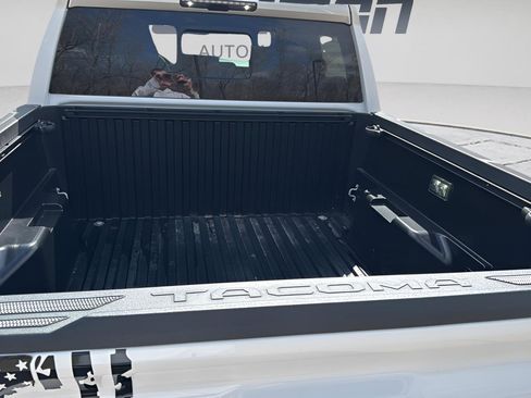 Used 2024 Toyota Tacoma TRD Off-Road w/ TRD Off Road Upgrade Package image 22