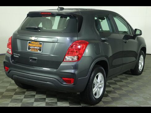 Used 2019 Chevrolet Trax LS AWD/4WD image 10