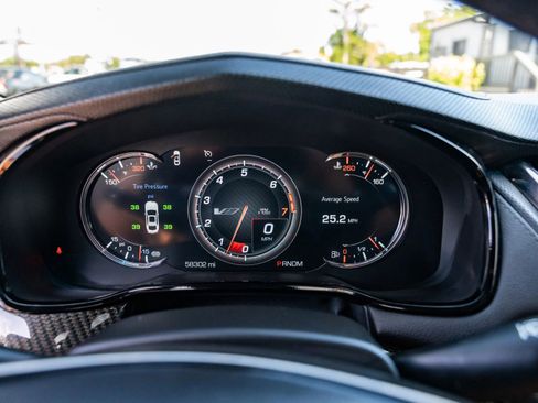 Used 2019 Cadillac CTS V w/ Luxury Package RWD image 13