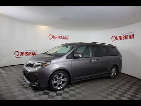 Used 2019 Toyota Sienna SE Premium FWD image 5