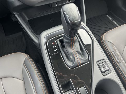 Certified 2025 Subaru Crosstrek 2.5i Limited w/ Popular Package #4A image 23