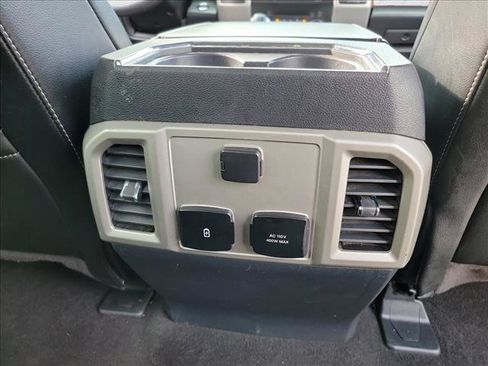 Used 2020 Ford F150 Lariat RWD image 18
