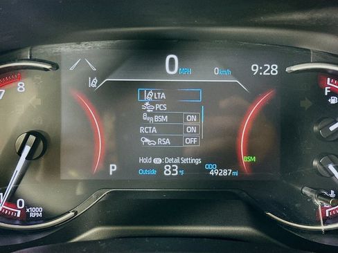 Used 2025 Toyota RAV4 XLE FWD image 12