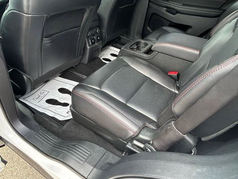 Used 2019 Ford Explorer Sport w/ Equipment Group 401A AWD/4WD image 9