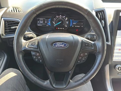 Used 2022 Ford Edge SEL AWD/4WD image 10