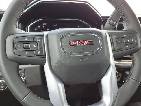 New 2026 GMC Sierra 1500 Elevation image 19