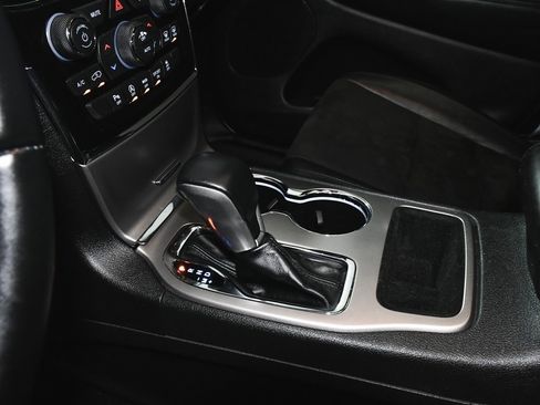 Used 2021 Jeep Grand Cherokee Laredo X image 33