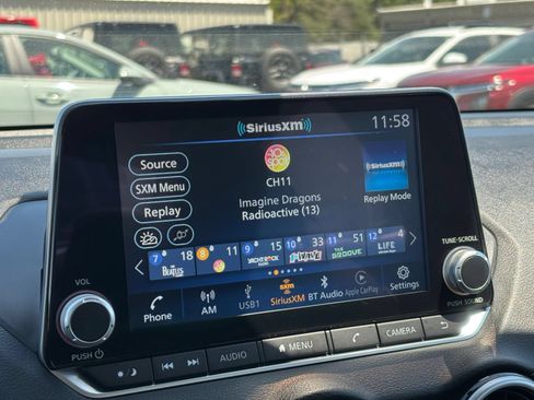 Used 2025 Nissan Sentra SV FWD image 20