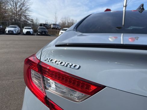 Used 2022 Honda Accord Sport Special Edition image 8