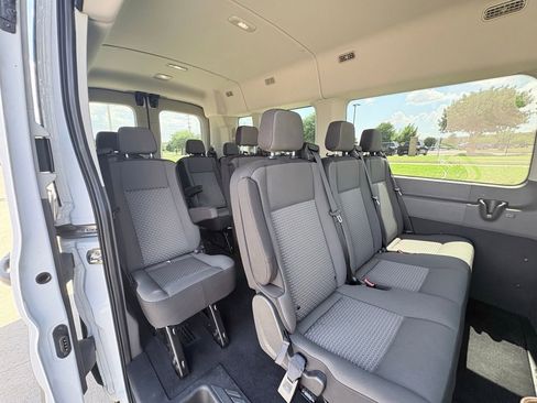 Used 2025 Ford Transit 350 XLT RWD image 7