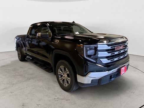 New 2026 GMC Sierra 1500 SLE image 8