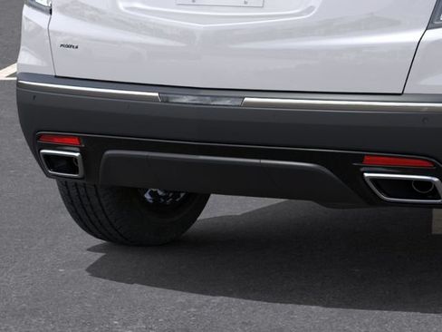 New 2026 Cadillac XT5 Sportv w/ LPO, Floor Liner Package AWD/4WD image 14