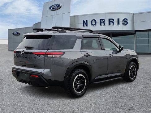 Used 2025 Nissan Pathfinder Rock Creek image 4