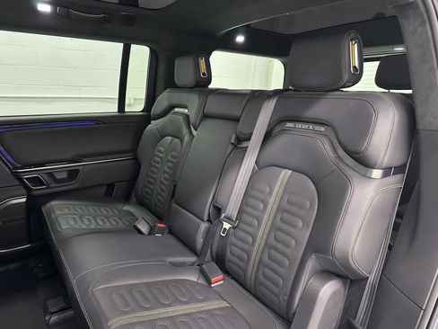 Used 2023 Rivian R1S Adventure image 16