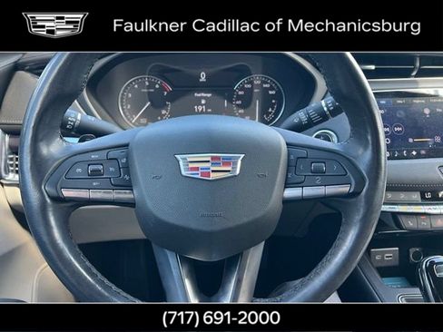 Used 2023 Cadillac XT4 Luxury w/ Cold Weather Package AWD/4WD image 23