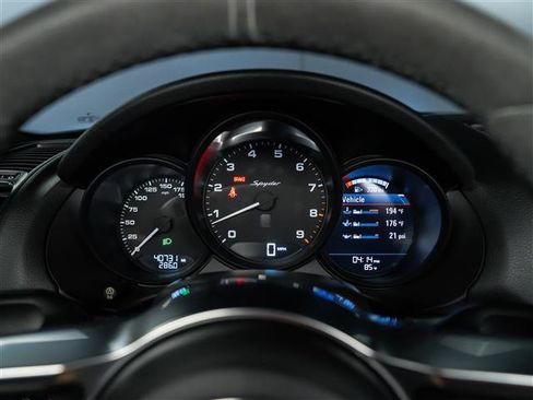 Certified 2016 Porsche Boxster Spyder RWD image 29