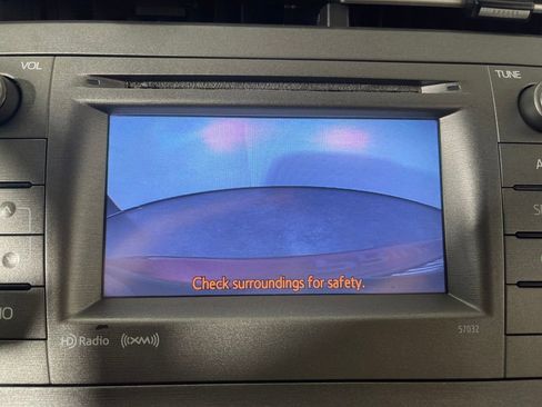 Used 2015 Toyota Prius Four image 21