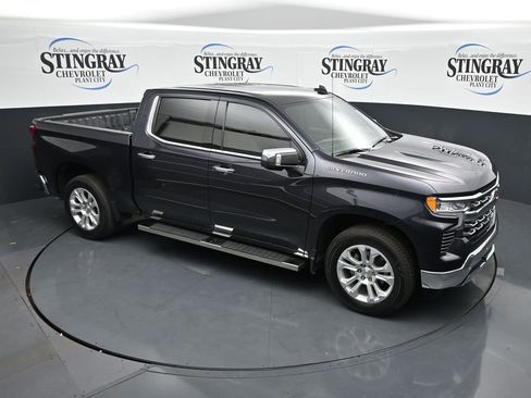 Used 2023 Chevrolet Silverado 1500 LTZ w/ LTZ Convenience Package II RWD image 18