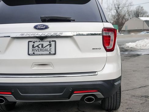 Used 2018 Ford Explorer Limited w/ Equipment Group 301A image 21