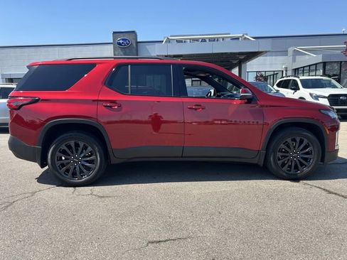 Used 2023 Chevrolet Traverse RS w/ LPO, Floor Liner Package AWD/4WD image 8