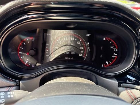 Used 2025 Dodge Durango GT AWD/4WD image 33