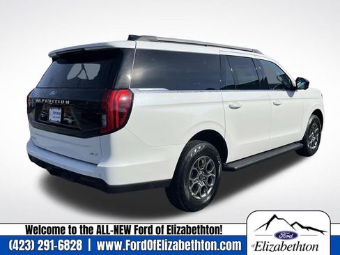New 2025 Ford Expedition Max Active image 3