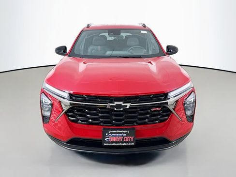 New 2026 Chevrolet Trax RS w/ Driver Confidence Package FWD image 2