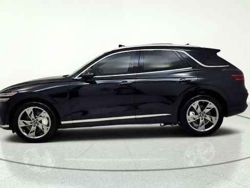 Used 2025 Genesis Electrified GV70 w/ Prestige Package AWD/4WD image 7