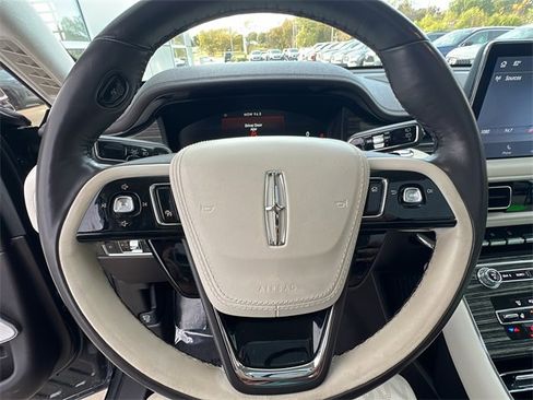 Used 2023 Lincoln Aviator Black Label w/ Jet Package image 20