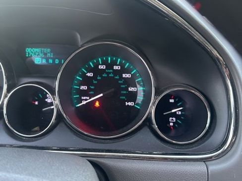 Used 2013 Buick Enclave Leather image 11