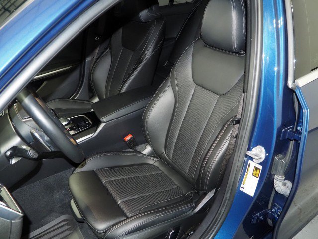 Used 2024 BMW 330i Sedan w/ Premium Package RWD image 14