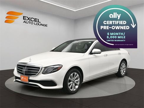 Used 2018 Mercedes-Benz E 300 4MATIC image 1