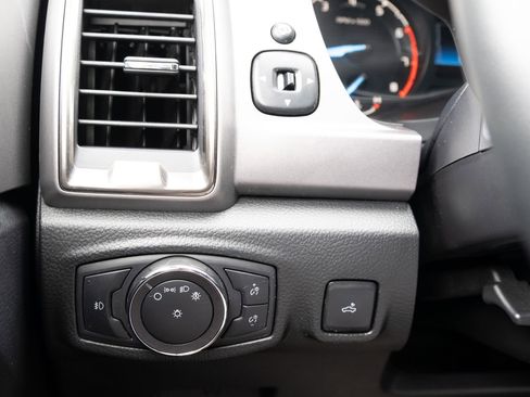 Used 2019 Ford Ranger XLT w/ Equipment Group 301A Mid RWD image 7