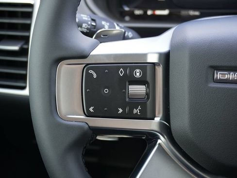 New 2026 Land Rover Discovery Dynamic SE AWD/4WD image 12