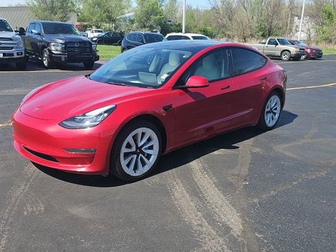 Used 2022 Tesla Model 3 Long Range image 3
