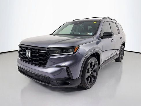 Used 2025 Honda Pilot Black Edition image 3