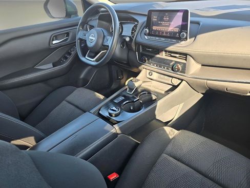 Used 2024 Nissan Rogue SV image 27
