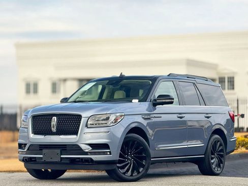 Used 2021 Lincoln Navigator Black Label w/ Special Edition Package image 1