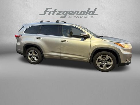 Used 2016 Toyota Highlander Limited Platinum AWD/4WD image 8