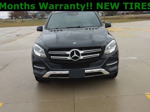 Used 2019 Mercedes-Benz GLE 400 4MATIC w/ Premium 1 Package image 3