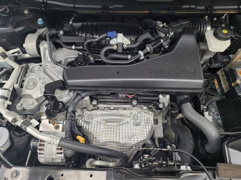 Used 2018 Nissan Rogue SL w/ Premium Package image 30