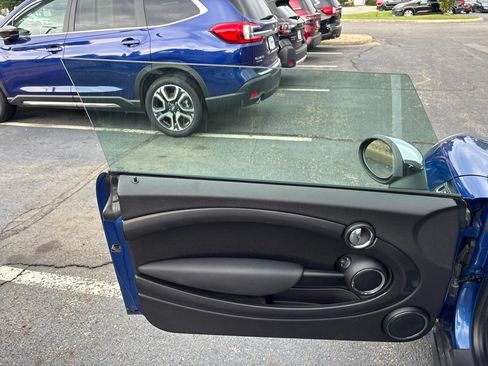 Used 2013 MINI Cooper S FWD image 19