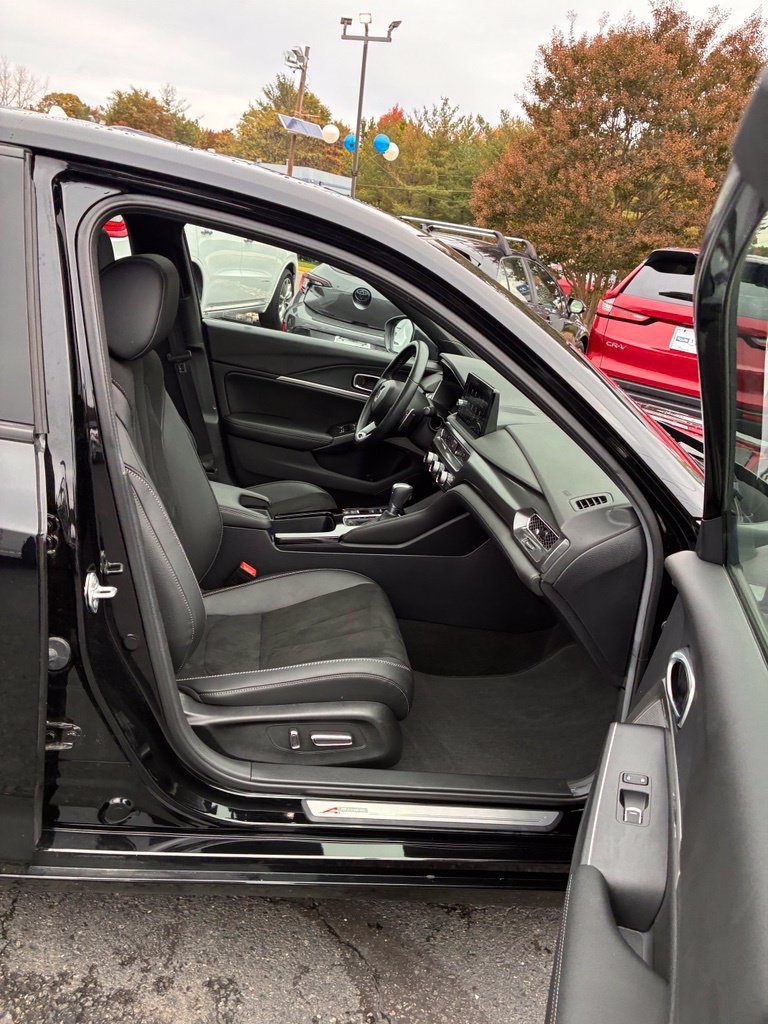 Used 2025 Acura Integra A-Spec w/ Technology Package FWD image 19