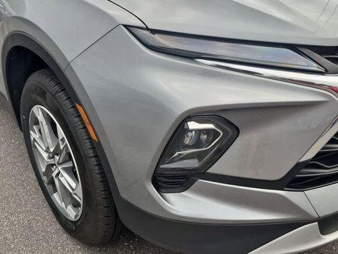 Used 2023 Chevrolet Blazer LT w/ Driver Confidence Package FWD image 9