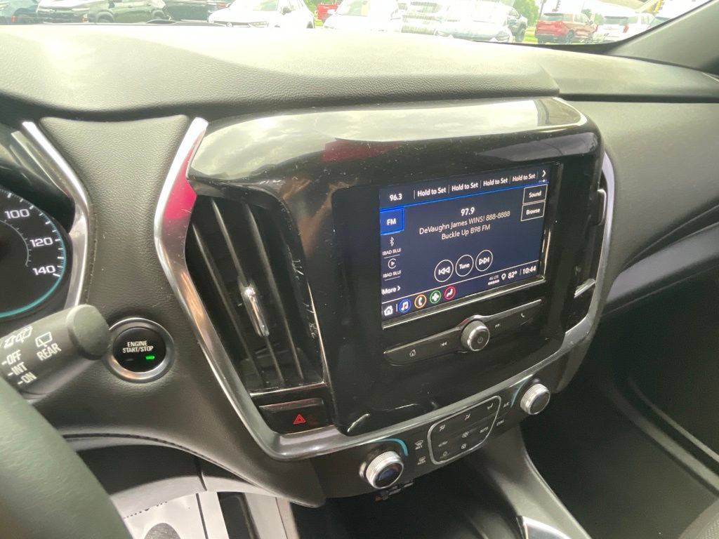 Used 2023 Chevrolet Traverse LT FWD image 50