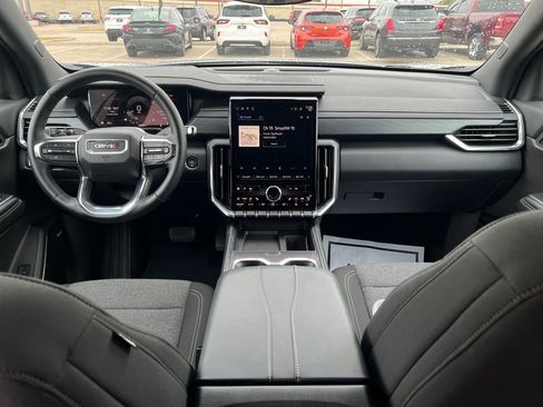 Used 2025 GMC Acadia Elevation image 15