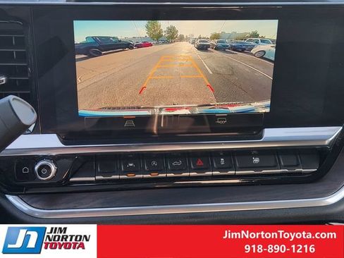 Used 2026 GMC Sierra 1500 SLT AWD/4WD image 18