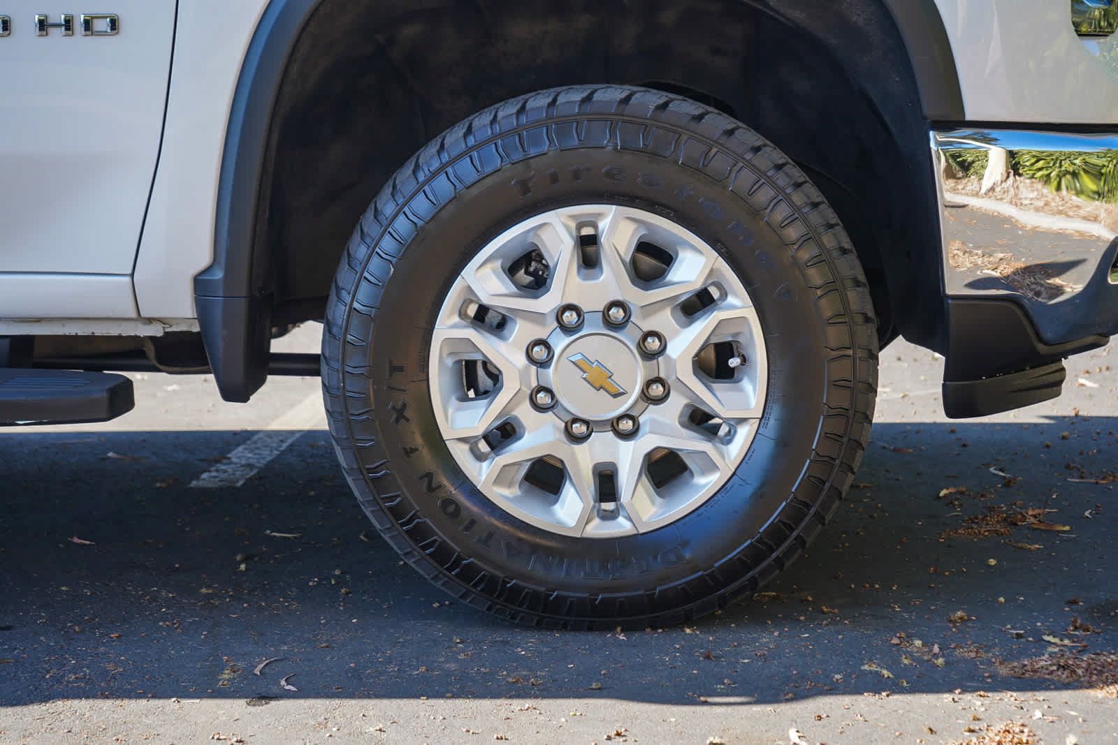 Used 2024 Chevrolet Silverado 2500 LTZ AWD/4WD image 9