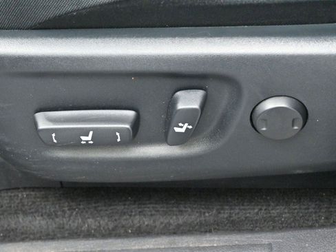 Used 2024 Toyota 4Runner TRD Off-Road image 15