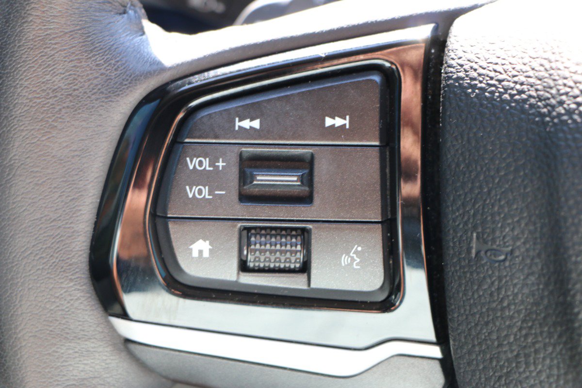 Used 2025 Honda Odyssey Elite image 19